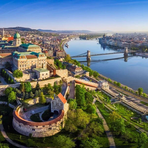eSIM Hungary — Instant delivery, fast mobile data, scan QR & go