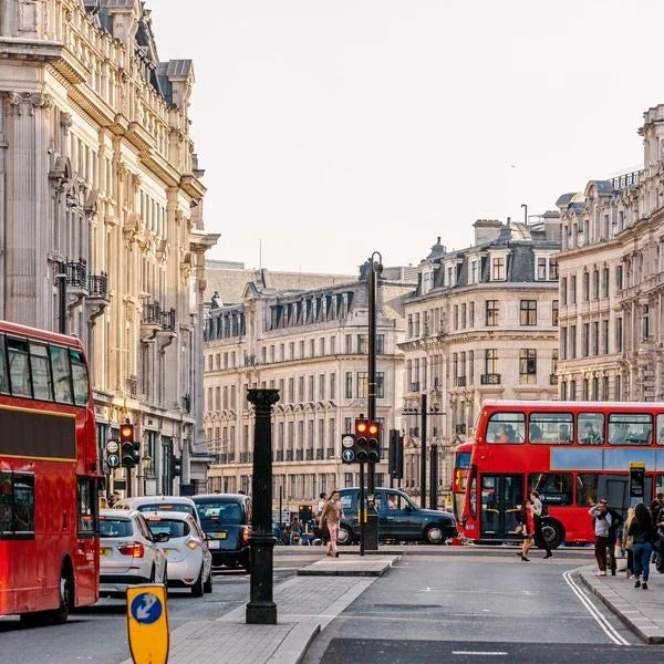 eSIM United Kingdom — Instant delivery, fast mobile data, scan QR & go
